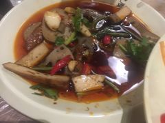 -巴厘龙虾·榜首油焖大虾(音乐学院·沿江酒馆店)