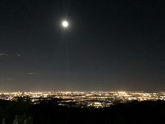 -鬼笑石后山停车场