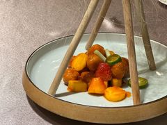 创意鲜果咕噜肉-广州文华东方酒店·江-由辉师傅主理