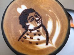 拿铁-潮一不贰·法式甜品·生日蛋糕·西式简餐(外滩店)