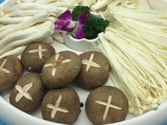 -麦霸KTV(光谷店)