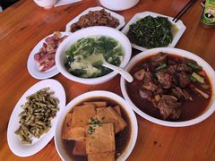 -山里人家土菜馆(茅山店)