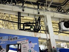 -乔波室内滑雪场