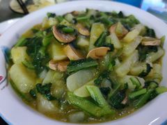 土豆口蘑小白菜-上庄晋风庄园(上庄店)