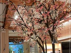 -蜜桃餐厅·伴山(湖滨商业街店)