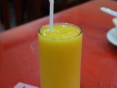 鲜榨芒果汁-香港厨房