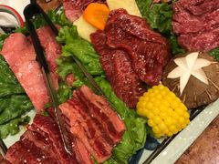 -炼火烤肉店