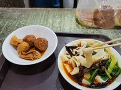 -安徽正宗牛肉板面(南十三路店)