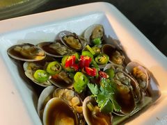 -琼大师东方烤乳猪(亚特兰蒂斯店)