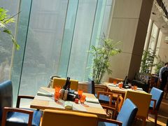 -怡咖啡海鲜自助餐厅(浦东香格里拉店)
