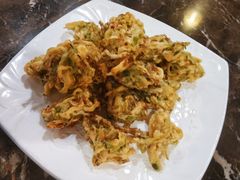 香炸萝卜丝丸子-燕青小馆(东园大厦店)