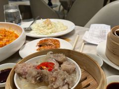 -香港百合居(LCM置汇旭辉广场店)
