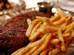 美国USDA牛肉薯条-壳里西餐厅Coquille Seafood Bistro(蒙自路店)