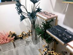 -肆兮眼镜·蔡司·徕卡战略合作店(大坪店)