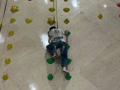-ROCKPLUS攀岩馆(环宇城店)