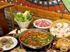 -亮欢寨酸汤鱼(沙冲路店)