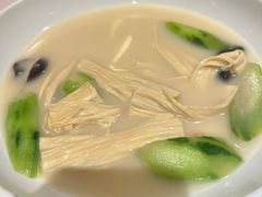 -汤城小厨•粤菜•靓汤(金宝街店)
