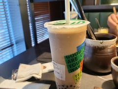 -湊湊火锅·茶憩(杭州湖滨银泰in77店)