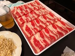 -鲜入唯煮·港式海鲜牛肉火锅(金宝街店)