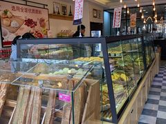 面包甜点陈列柜-味多美蛋糕(看丹桥店)