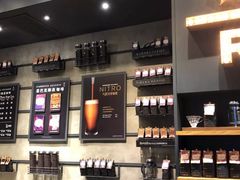 -星巴克臻选(成都太古里店)