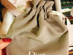 -Dior迪奥(上海世茂广场店)