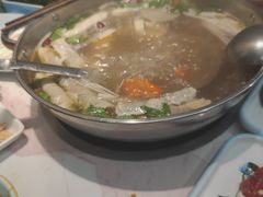-乡土黄·鲜牛肉火锅·小龙虾(兴业街店)