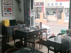 大堂-八两八金·莱芜特色炒鸡(市南漳浦路店)