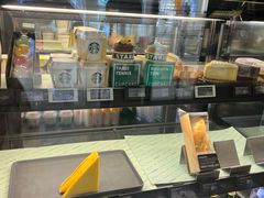 -星巴克(杭州西湖银泰1F店)
