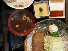 -牛かつもと村(原宿店)