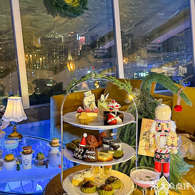 西安圣诞好去处🎄空中旋转圣诞下午茶我爱惨啦!