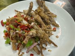 -余杨鸭鸭餐厅