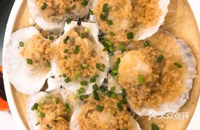 Steamed Clams with Garlic and Vermicelli