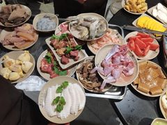 -洞亭火锅(防空洞总店)