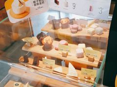 -麦当劳(浦江镇绿地乐和城店)