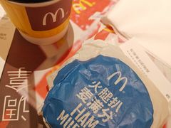 -麦当劳(静安寺店)