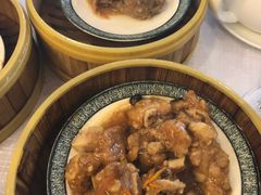 -深圳富苑皇冠假日套房酒店