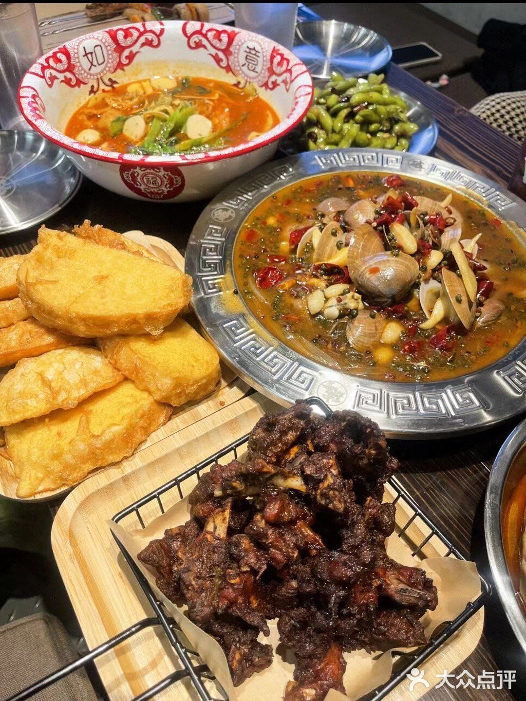 火遍全国的东北必吃榜品牌破店来武汉花园道了
