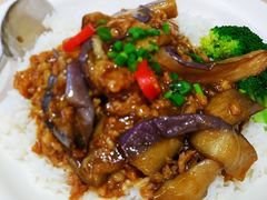 -佰搭果·广式茶餐厅(西华路店)