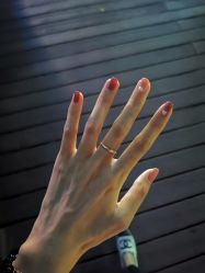 -悦指间美甲美睫