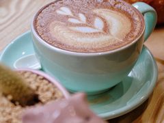 拿铁-春上咖啡