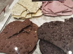 -VENCHI 闻绮(北京国贸商城店)