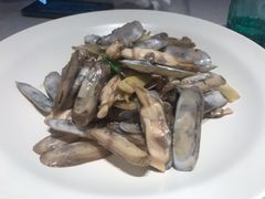 -鸽子侯·家宴·平价海鲜(绿地店)