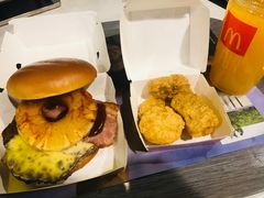 -麦当劳(虹梅路地铁站店)