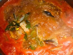 -野山舂·贵州现舂酸汤火锅(鸿通城店)