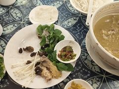 -桥香园云南过桥米线(金马碧鸡店)