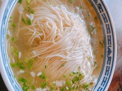 白汤面-同得兴 Since·1995 传统苏式面馆(嘉馀坊店)