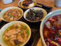 -金牌老碗时尚陕菜(王府井百货店)