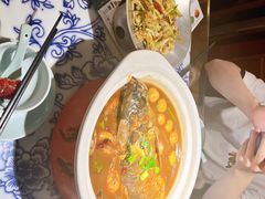 -卢大鲜鱼头捞饭(美利广场店)