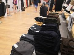 -优衣库(东莞汇一城店)
